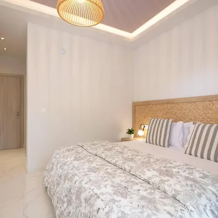 Amelina By Vilă Lithakia (Zakynthos)